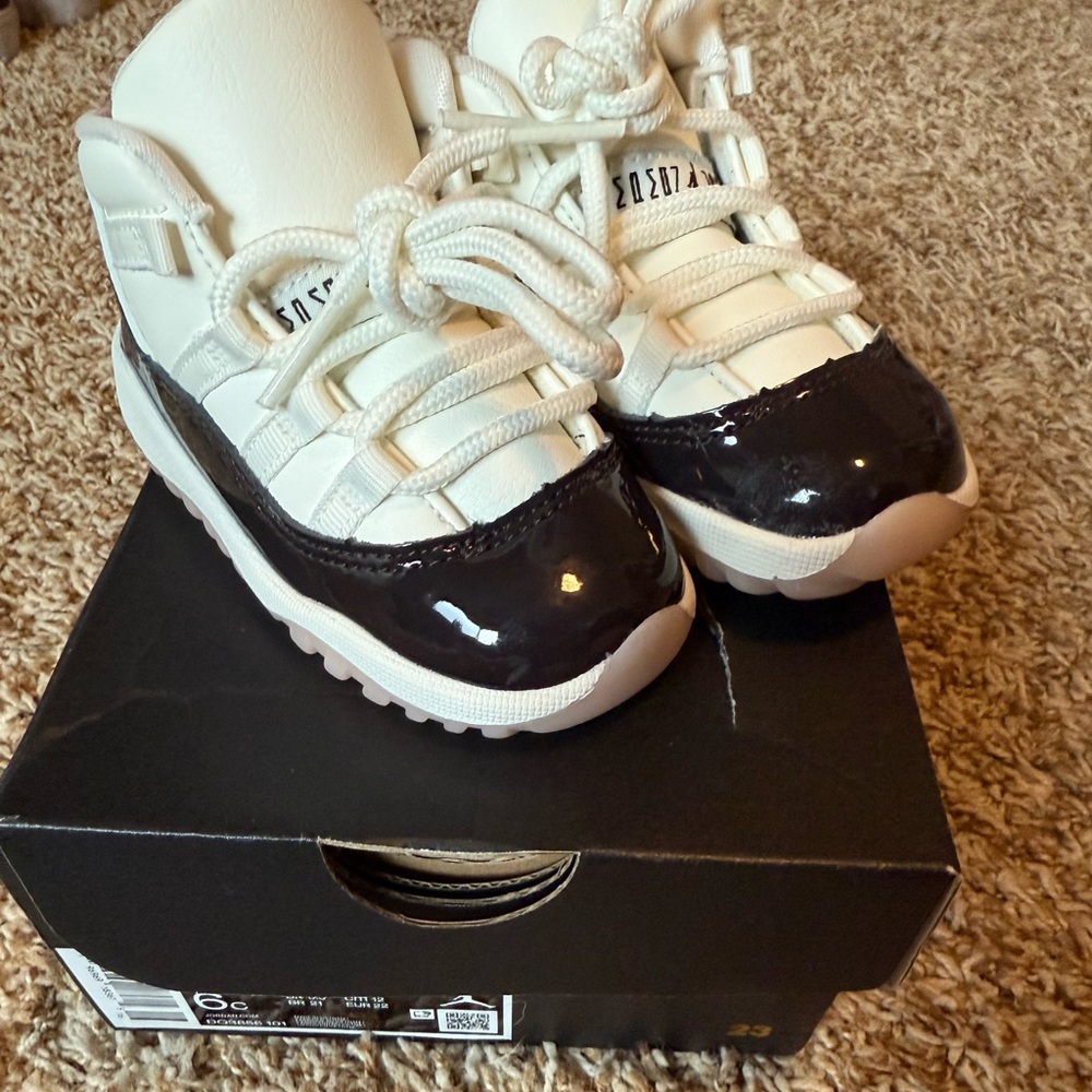 Lightly worn dark brown and pink Jordans